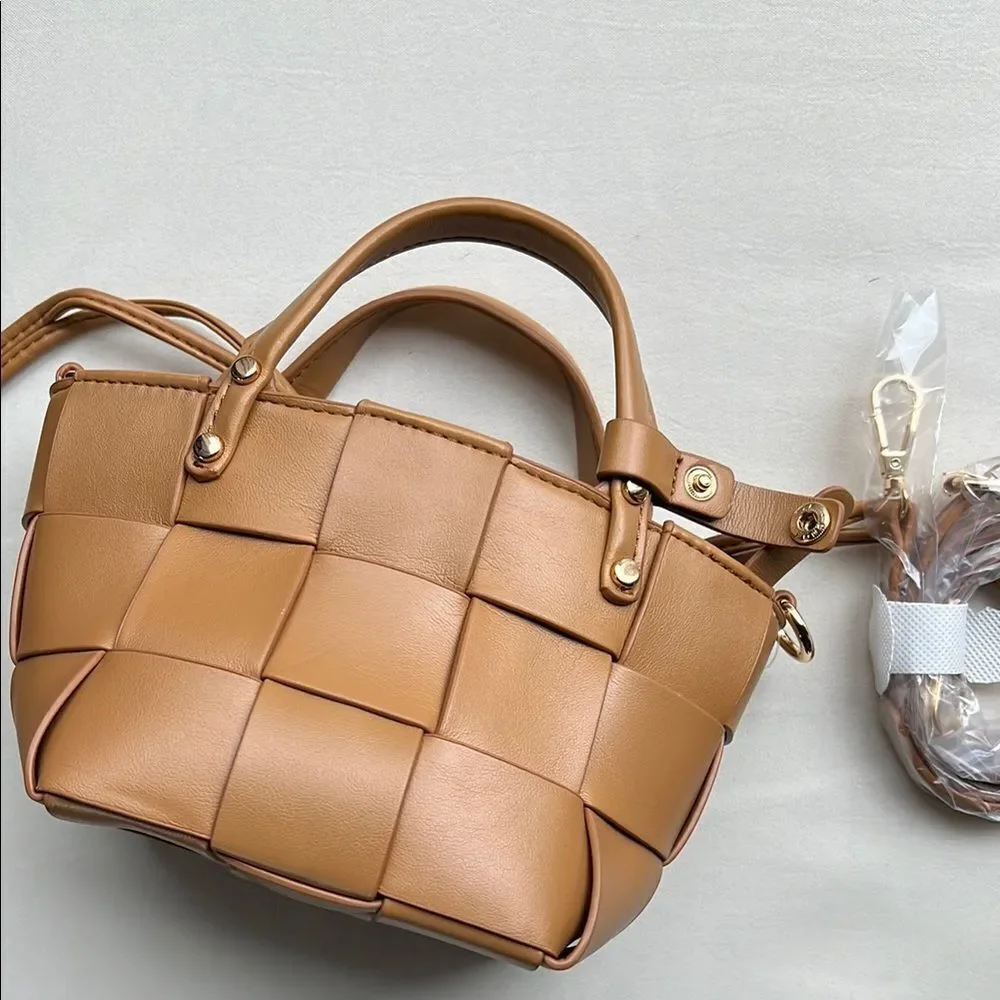 Forever 21 Brown Faux Leather Tote with Woven Design and Gold Accents - Picture 13 of 14